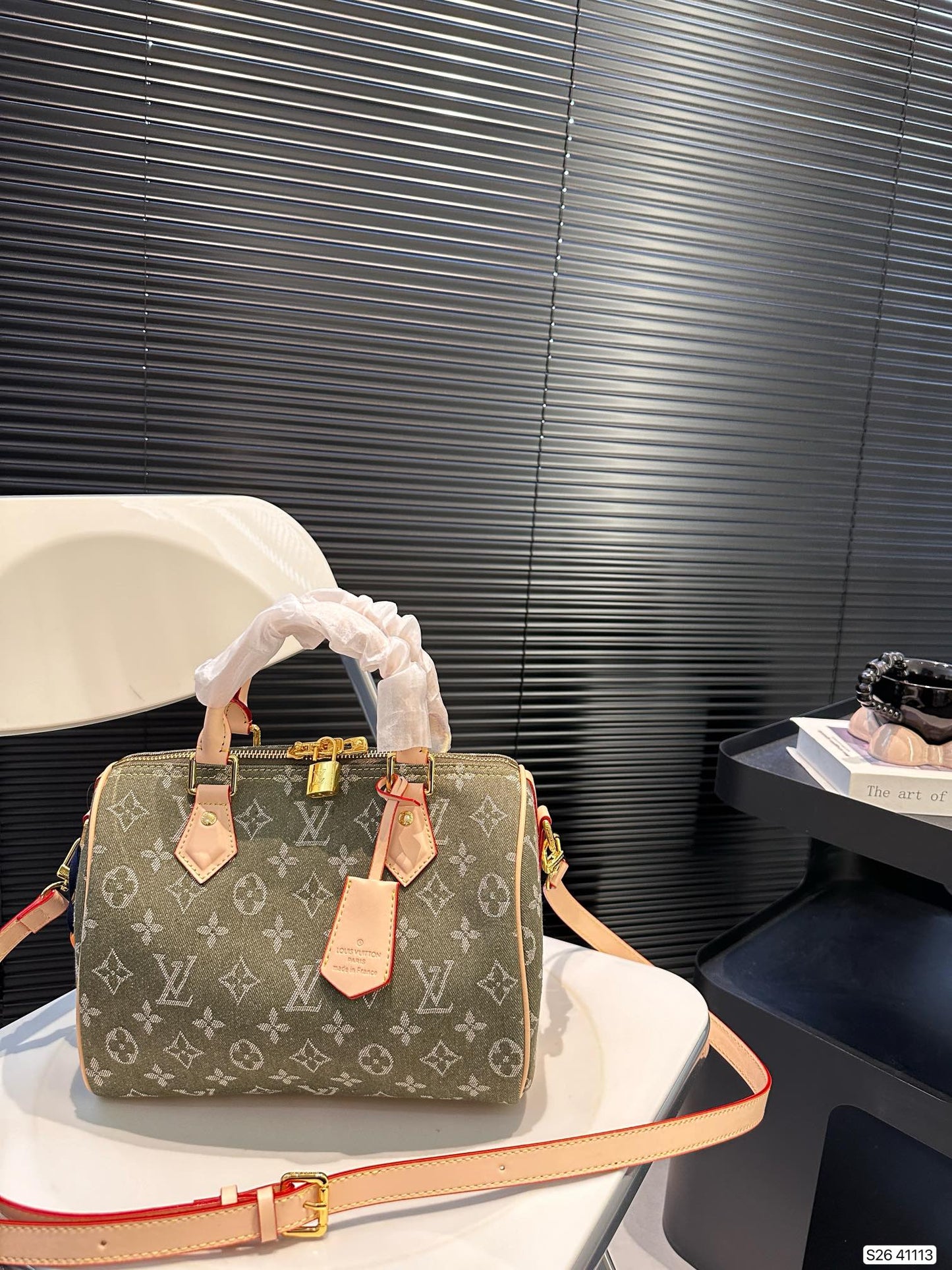 Louis new arrival speedy 25 denim bag size: 25 * 19 cm