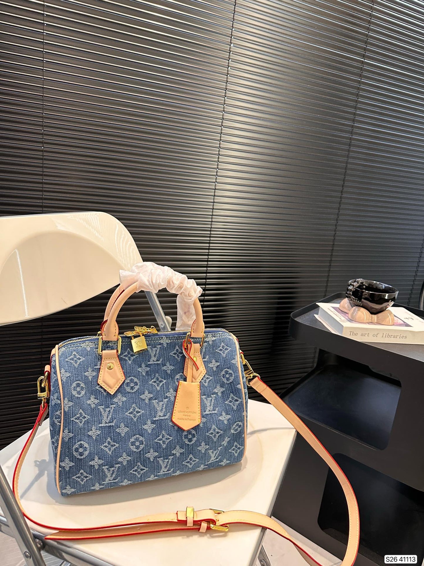 Louis new arrival speedy 25 denim bag size: 25 * 19 cm