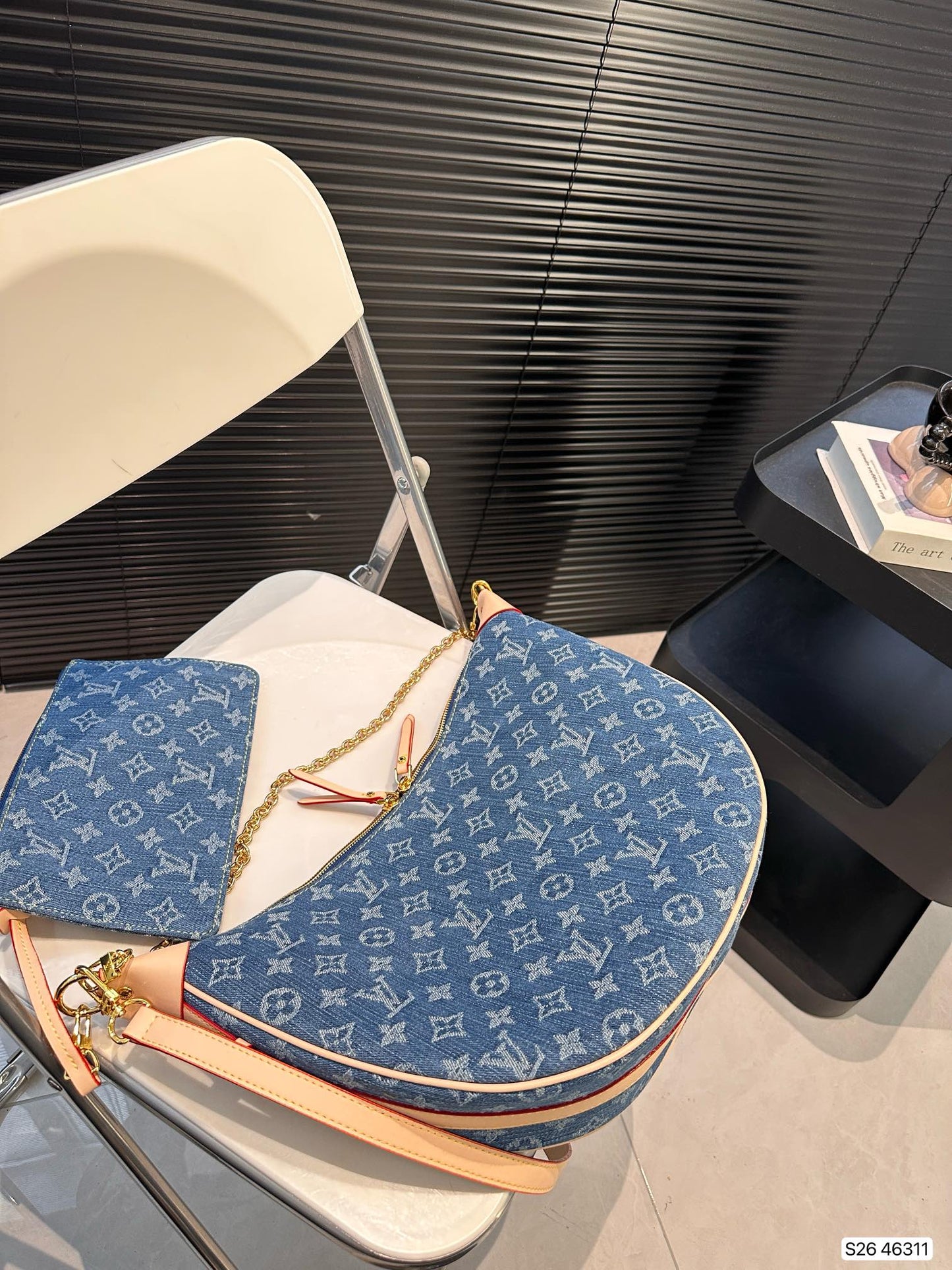 Louis new arrival hobo denim bag size: 41* 24 cm
