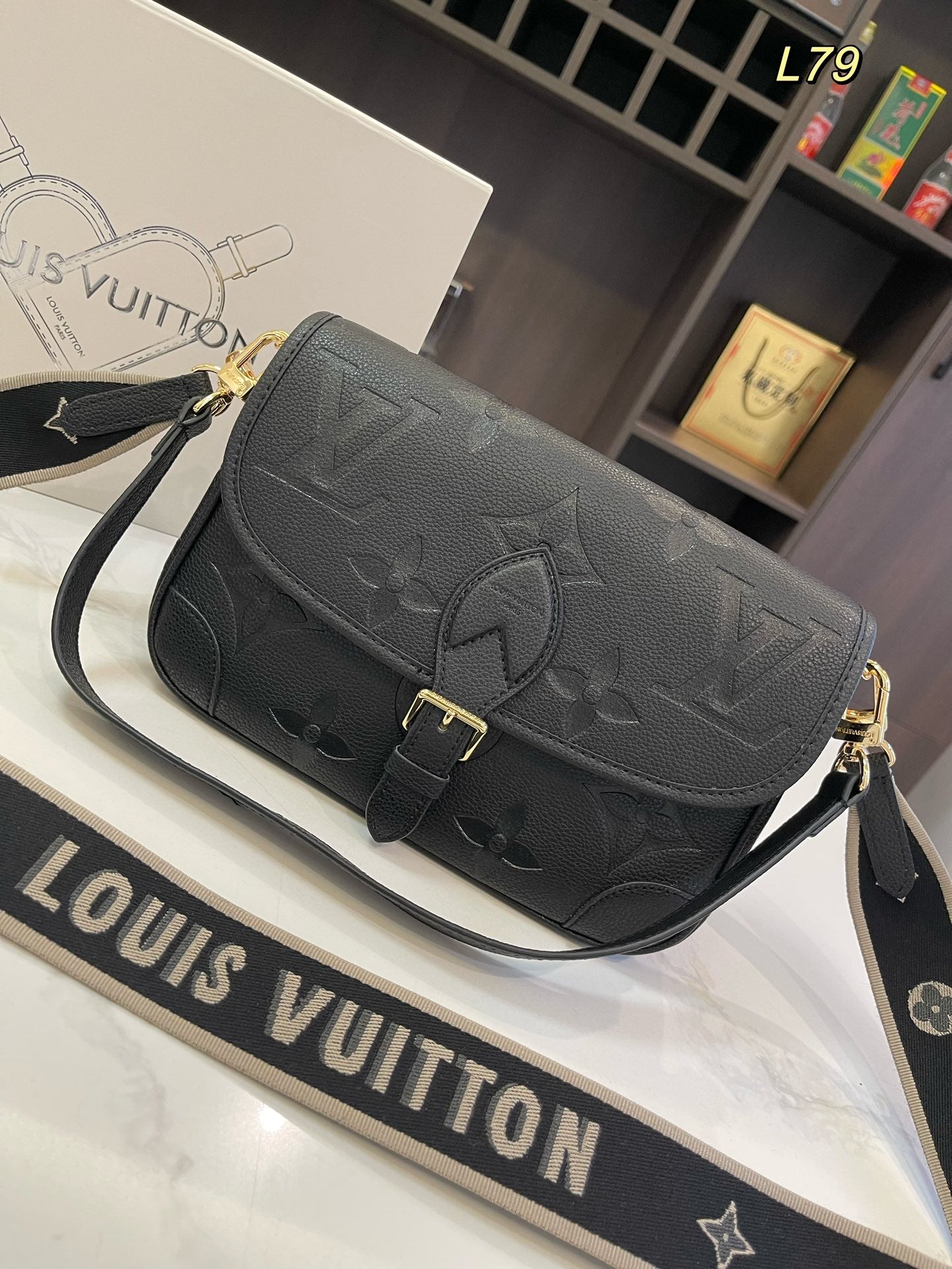Louis new arrival Diane bag size:25*17cm