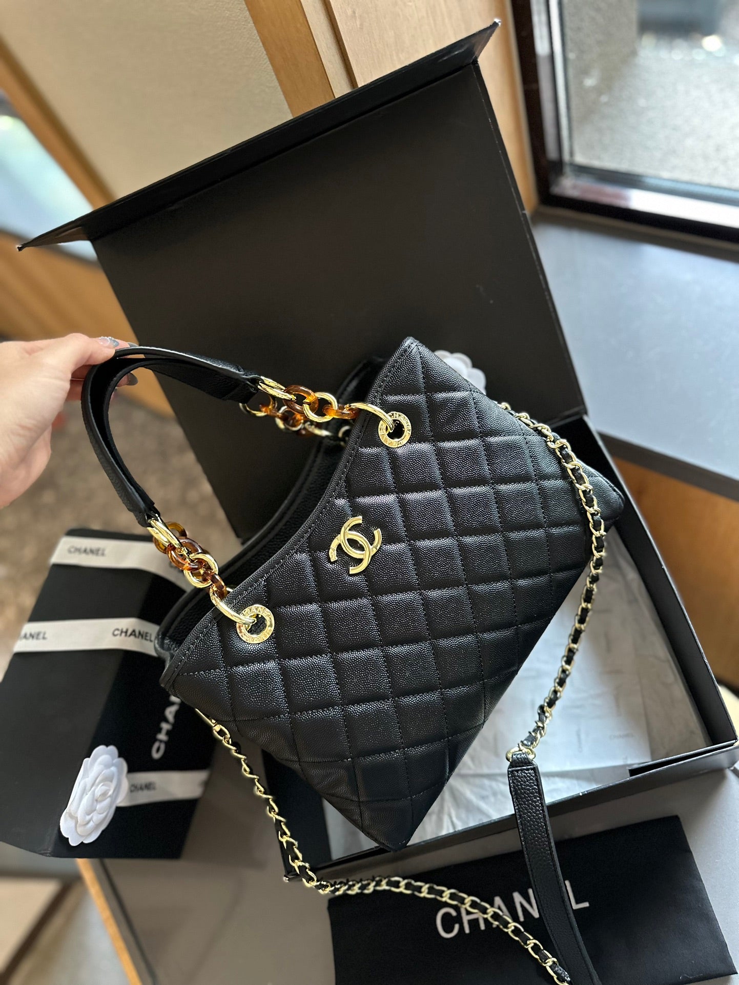 Cc new arrival vintage tote bag caviar leather size: 27cm