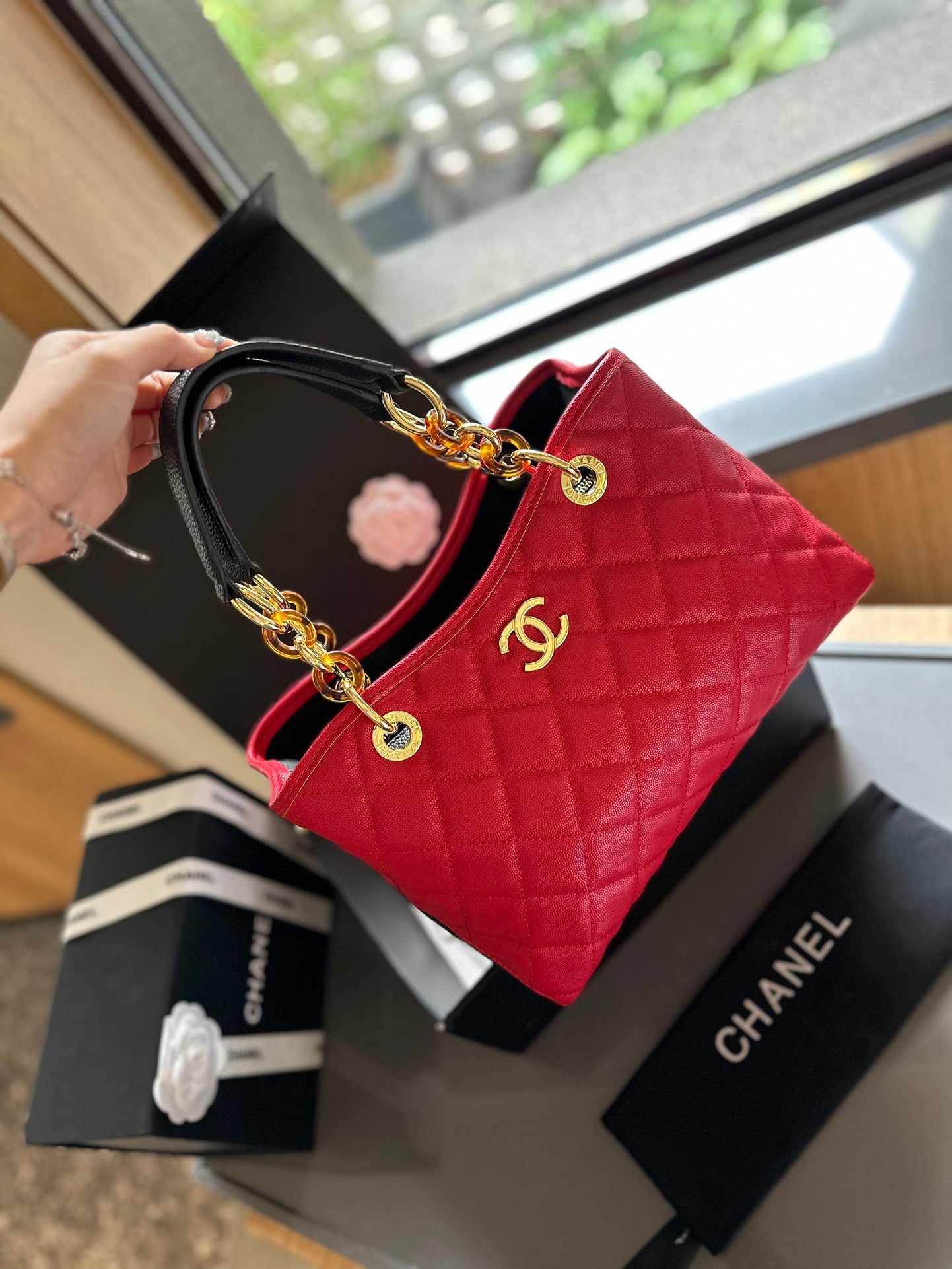Cc new arrival vintage tote bag caviar leather size: 27cm