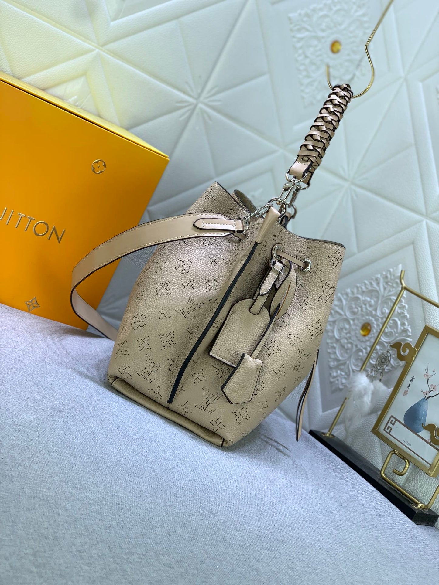 Louis M55800 Muria Tote bag size: 25 x 25 x 20 cm