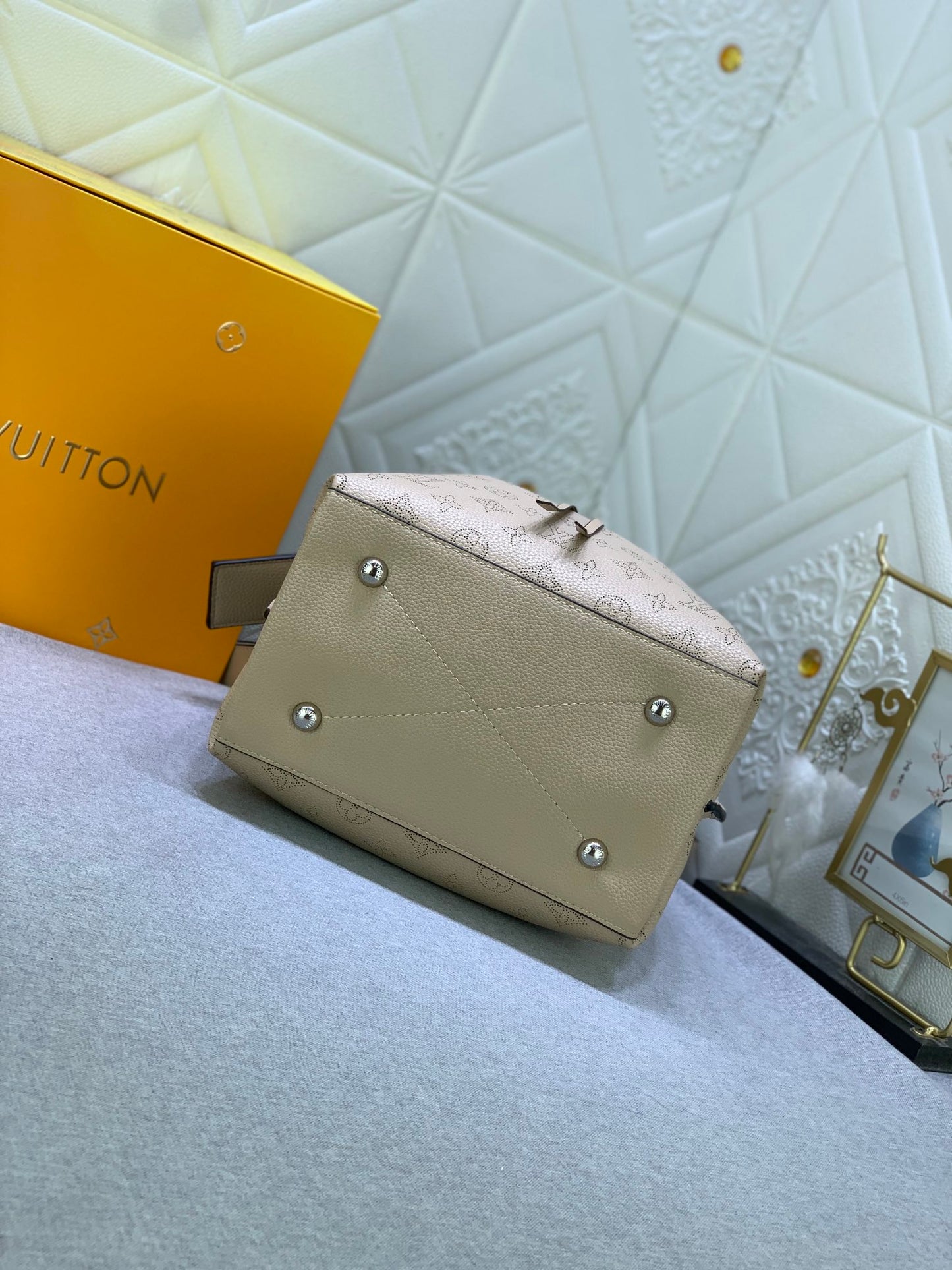 Louis M55800 Muria Tote bag size: 25 x 25 x 20 cm