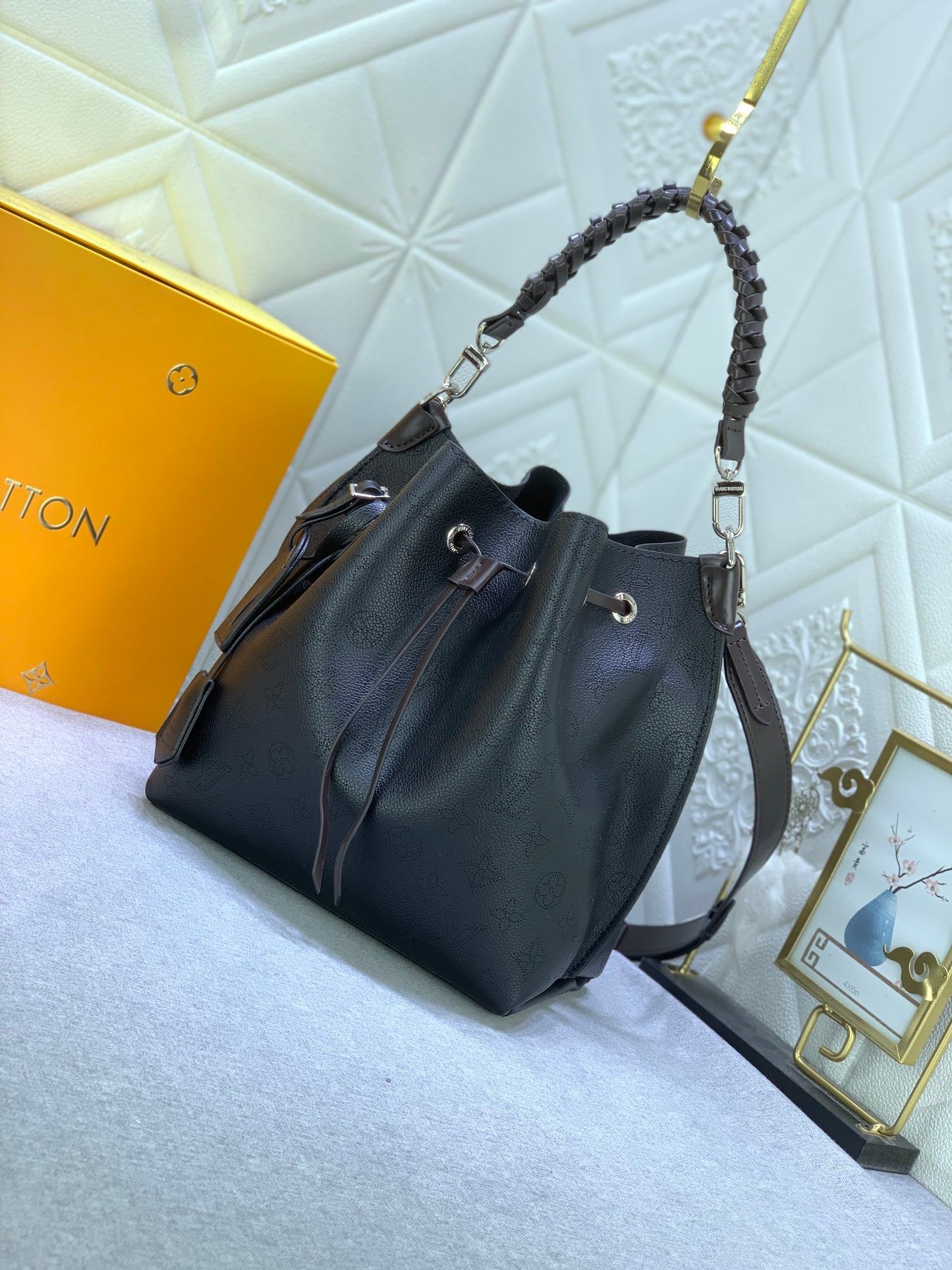 Louis M55800 Muria Tote bag size: 25 x 25 x 20 cm