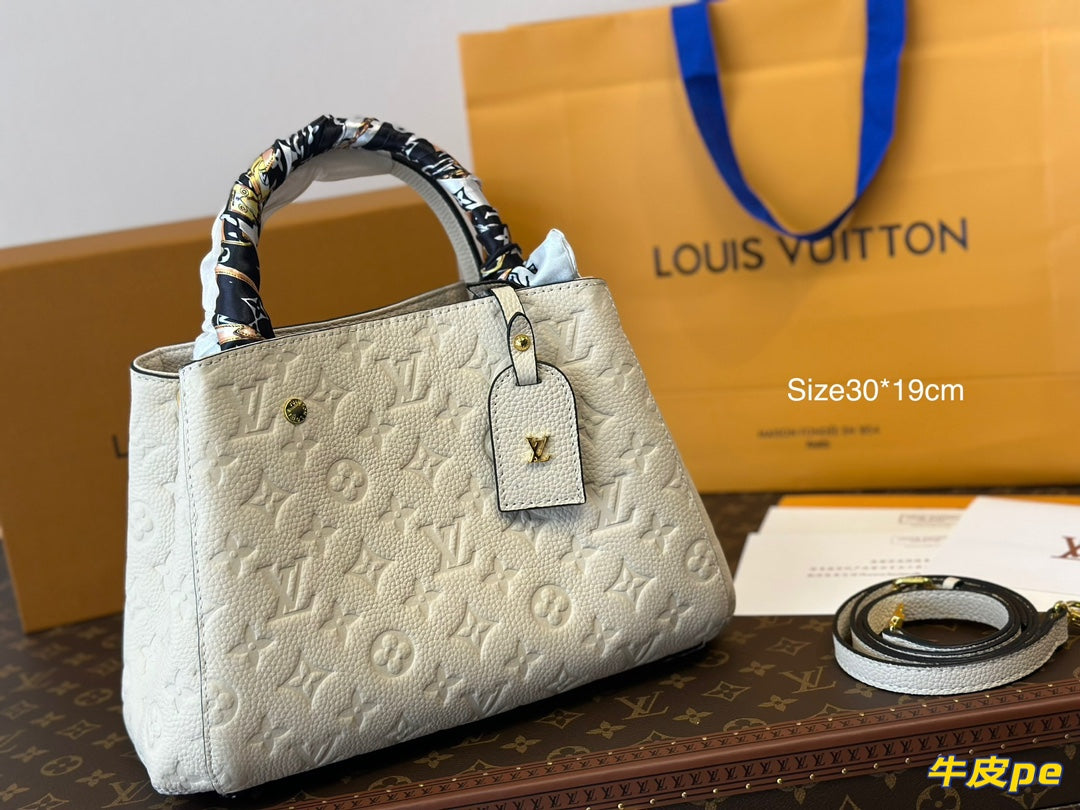 Louis 24s new arrival Montaigne bag size: 30*19cm