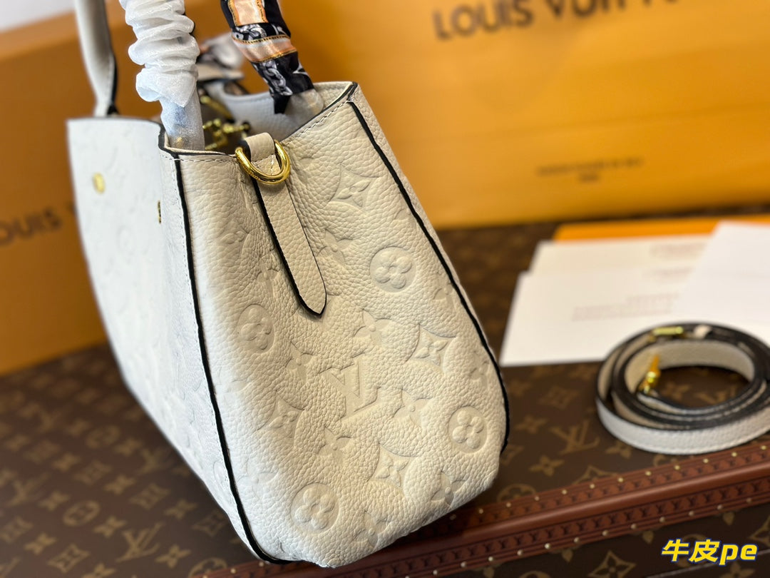 Louis 24s new arrival Montaigne bag size: 30*19cm