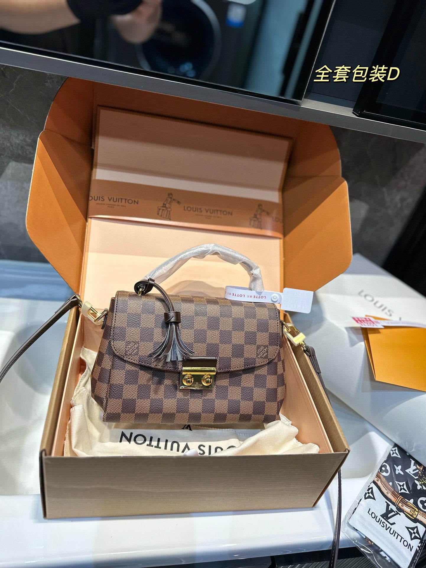 Louis croisette new arrival bag size: 23 * 16cm