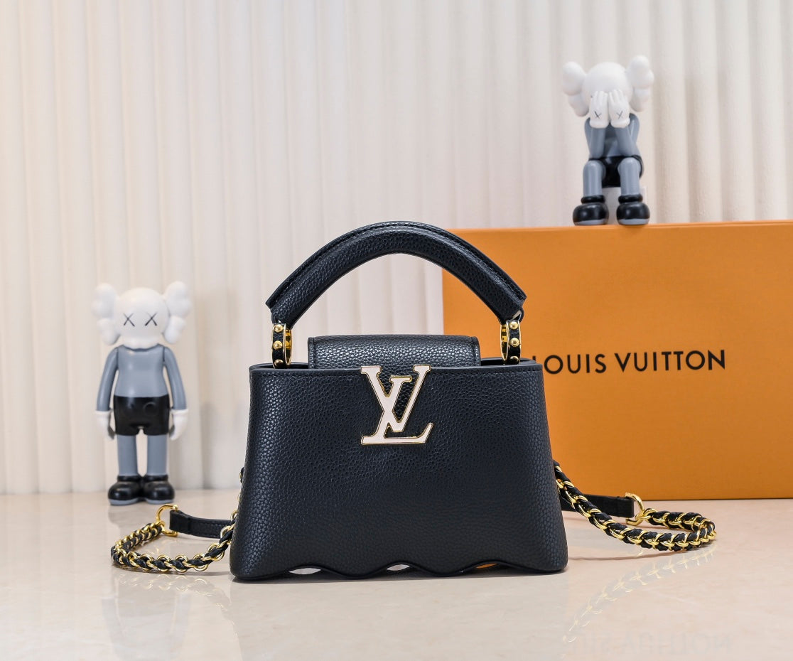 Louis new arrival M22122 Capushell Taurillon leather