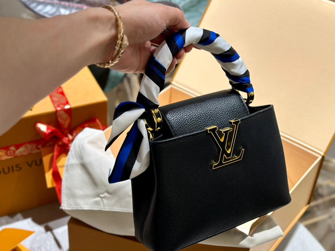 Louis capucines new arrival bag 05