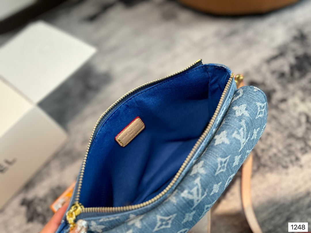 Louis new arrival mini bag size: 24*13 cm