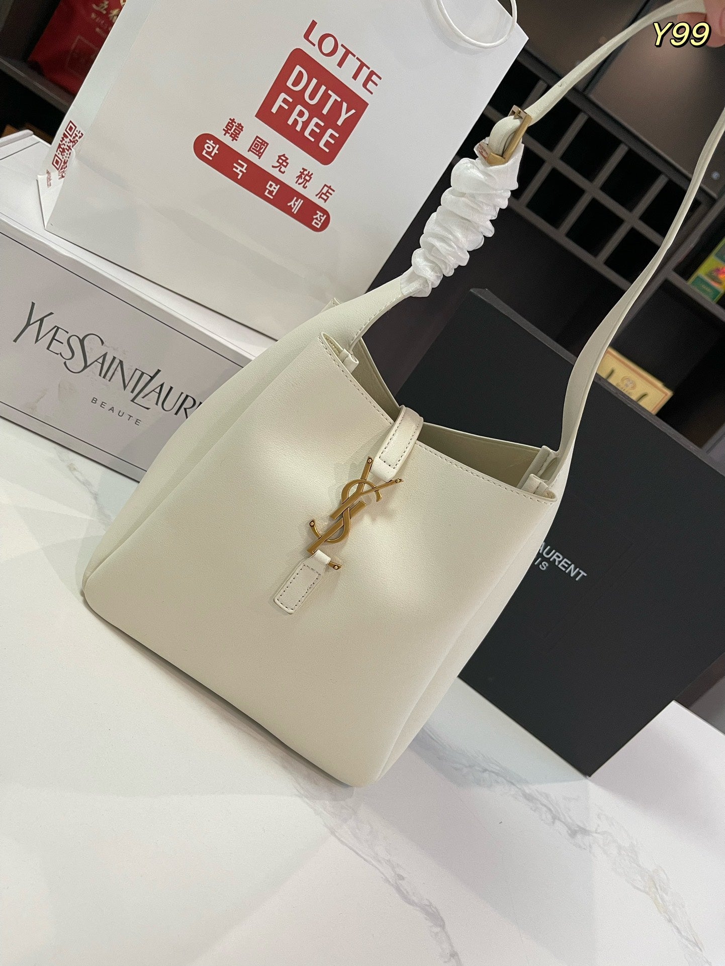 Y new arirval hobo bag size: 21*21cm