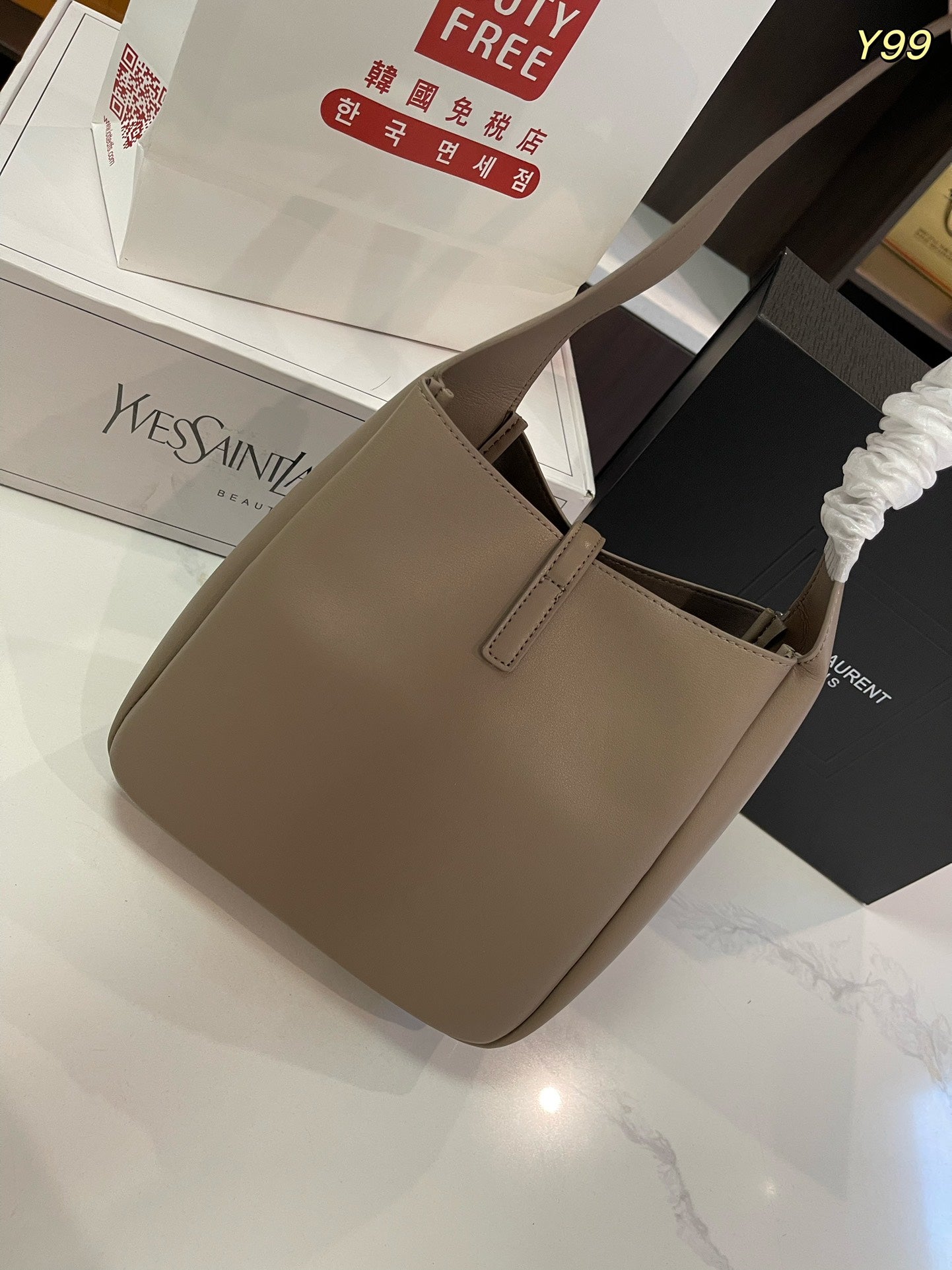 Y new arirval hobo bag size: 21*21cm
