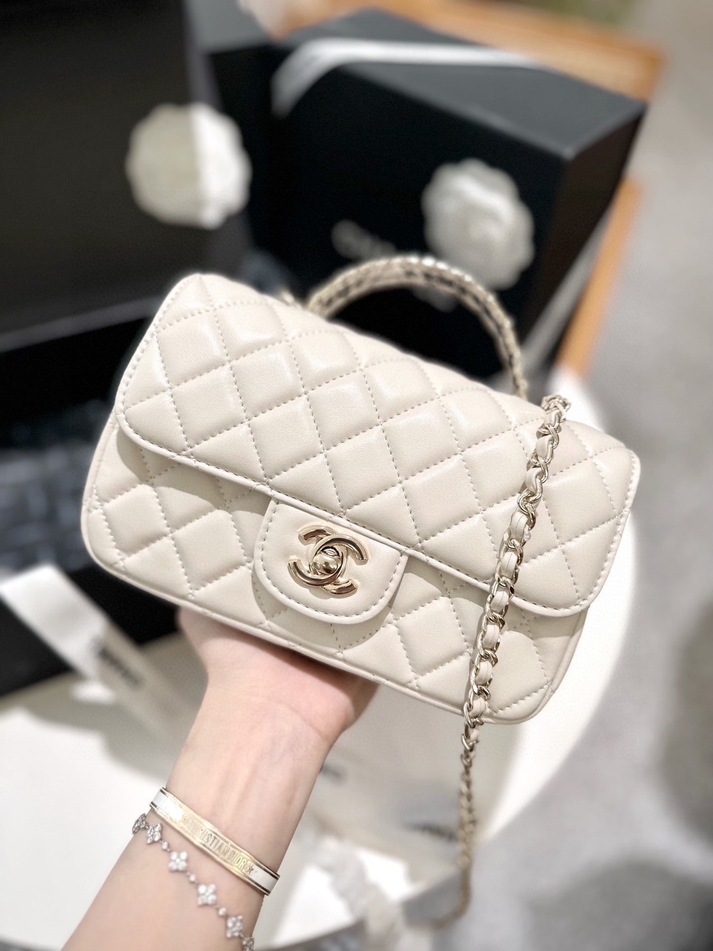 CC new arrival cocohandle bag size: 22 cm