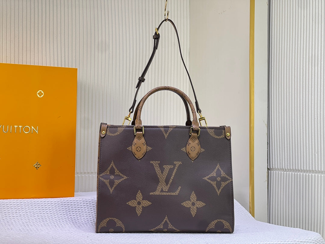 Louis new arrival OnTheGo Voyage bag size: 35 cm