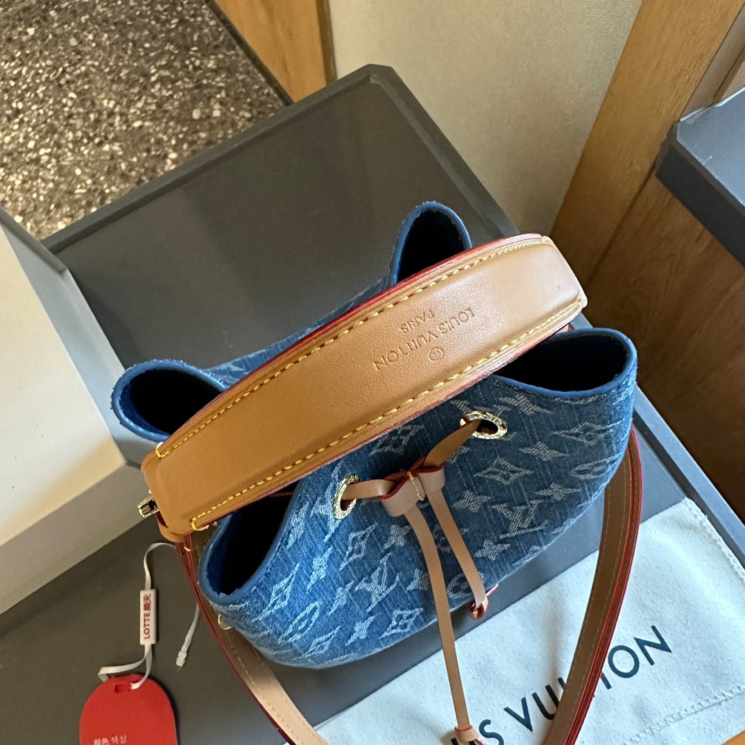 Louis new arrival NEONOE M44022 bag size: 20 cm