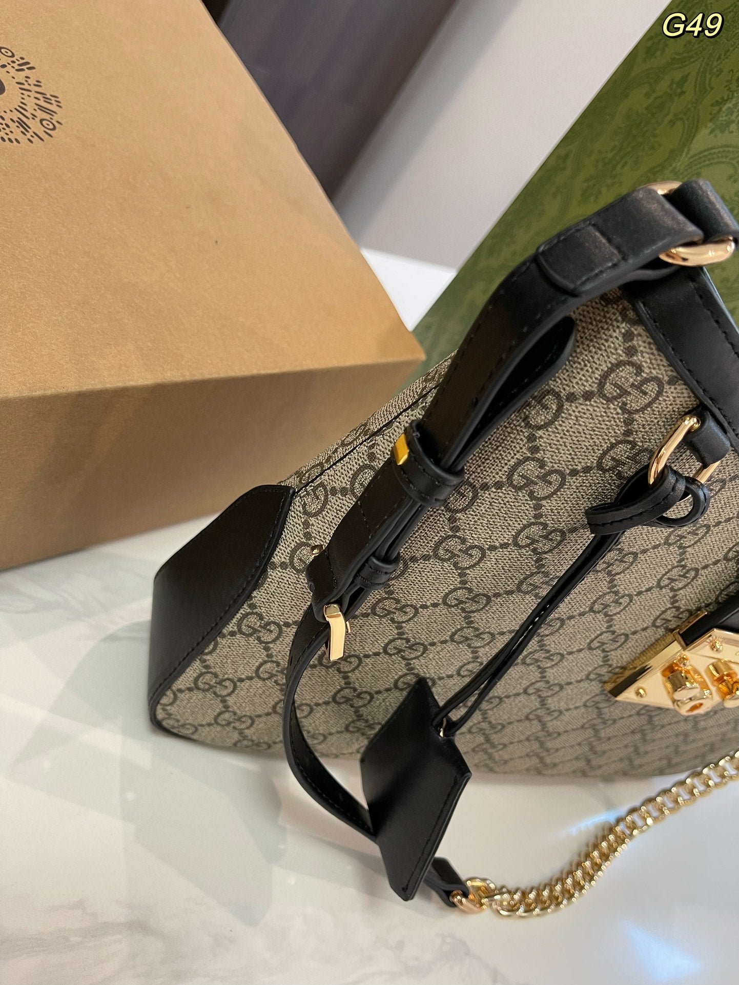 GG Padlock new arrival bag size: 31*22cm