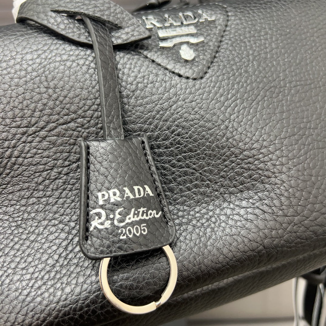 Pra new arrival bag size: 23 x 14 cm