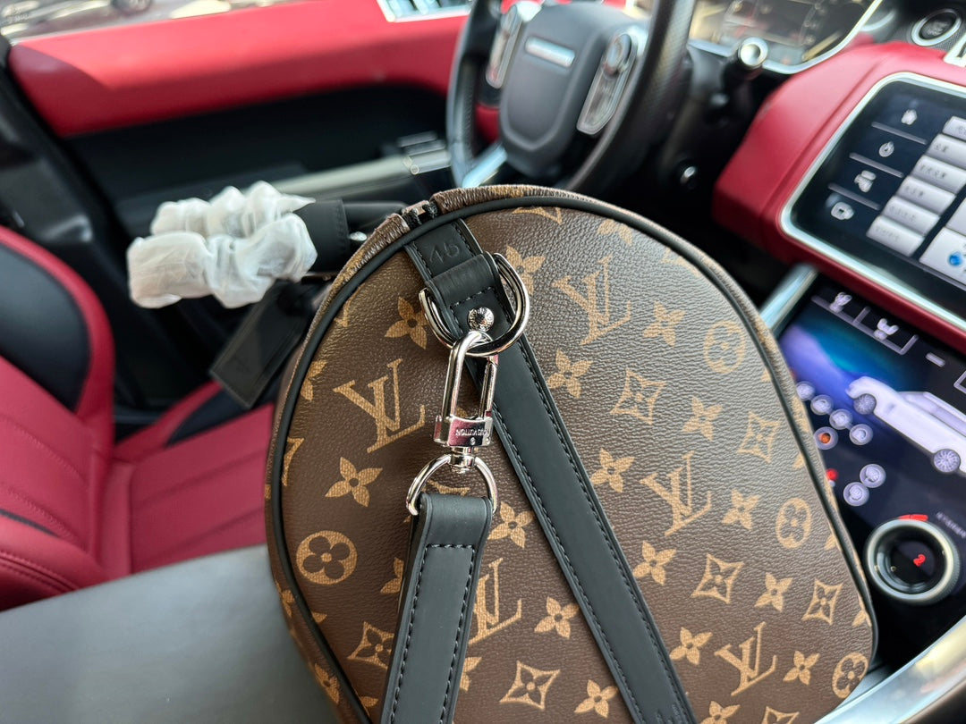 Louis new arrival keepall Bandouli��re bag size: 45x20x27cm
