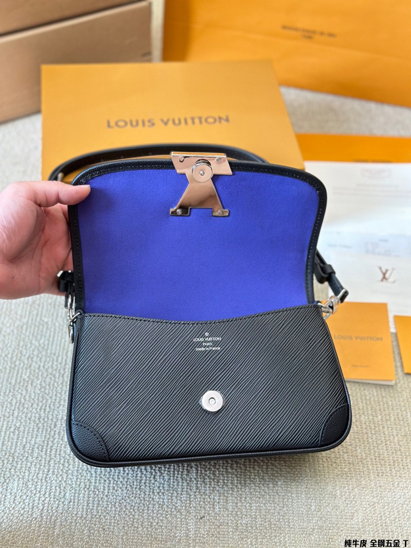 Louis new arrvial Buci bag size:24.5*15.5*9 cm