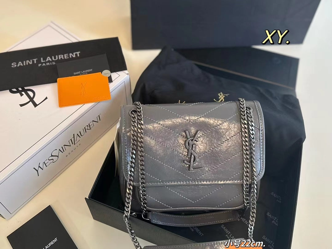 Y new arrival niki chain bag small size: 22*18 cm