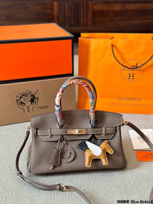 Her 30birkin Shoulder bag size: 30 cm