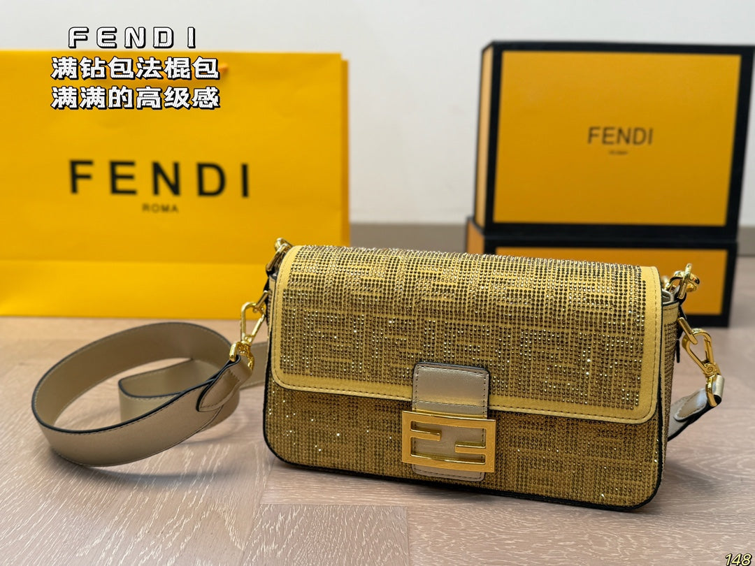 Fen new arrival Baguette Chain bag size;26*15 cm