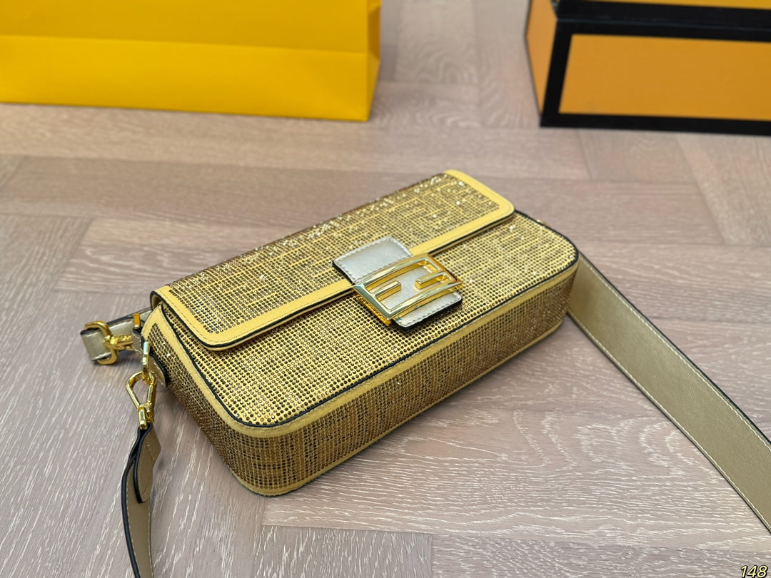 Fen new arrival Baguette Chain bag size;26*15 cm
