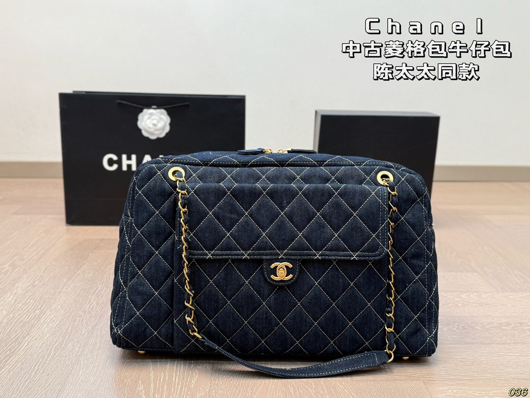 cc new arrival denim bag size;43*26 cm