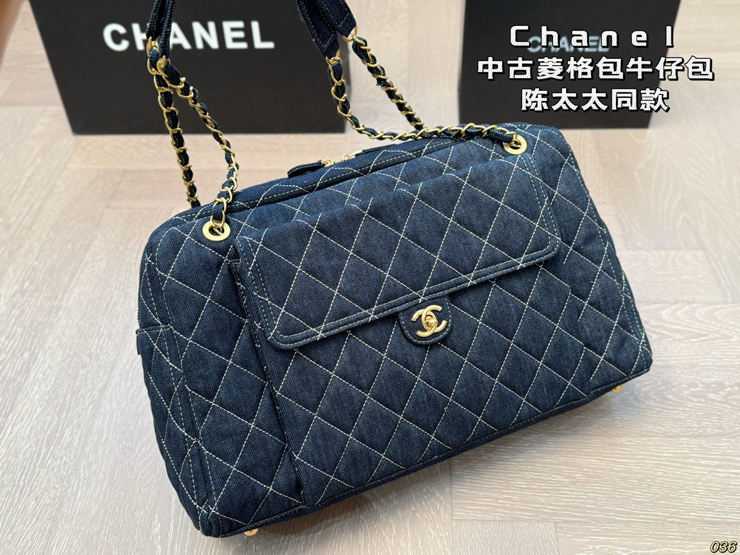 cc new arrival denim bag size;43*26 cm
