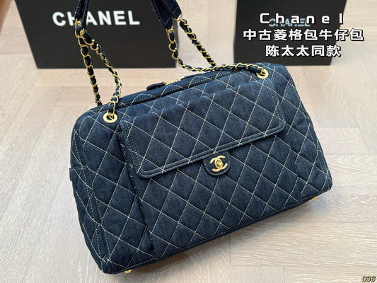 cc new arrival denim bag size;43*26 cm