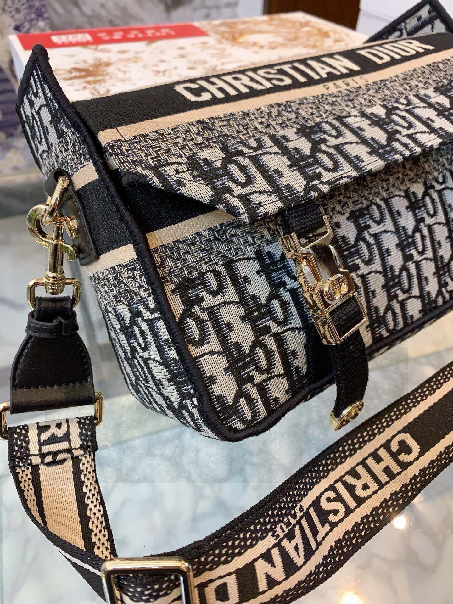 D new arrival Camp mini bag size: 23*15*8cm