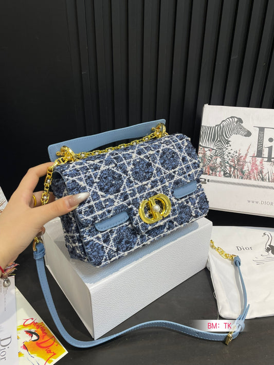 D new arrival Jolie Cannage bag size:22*14cm