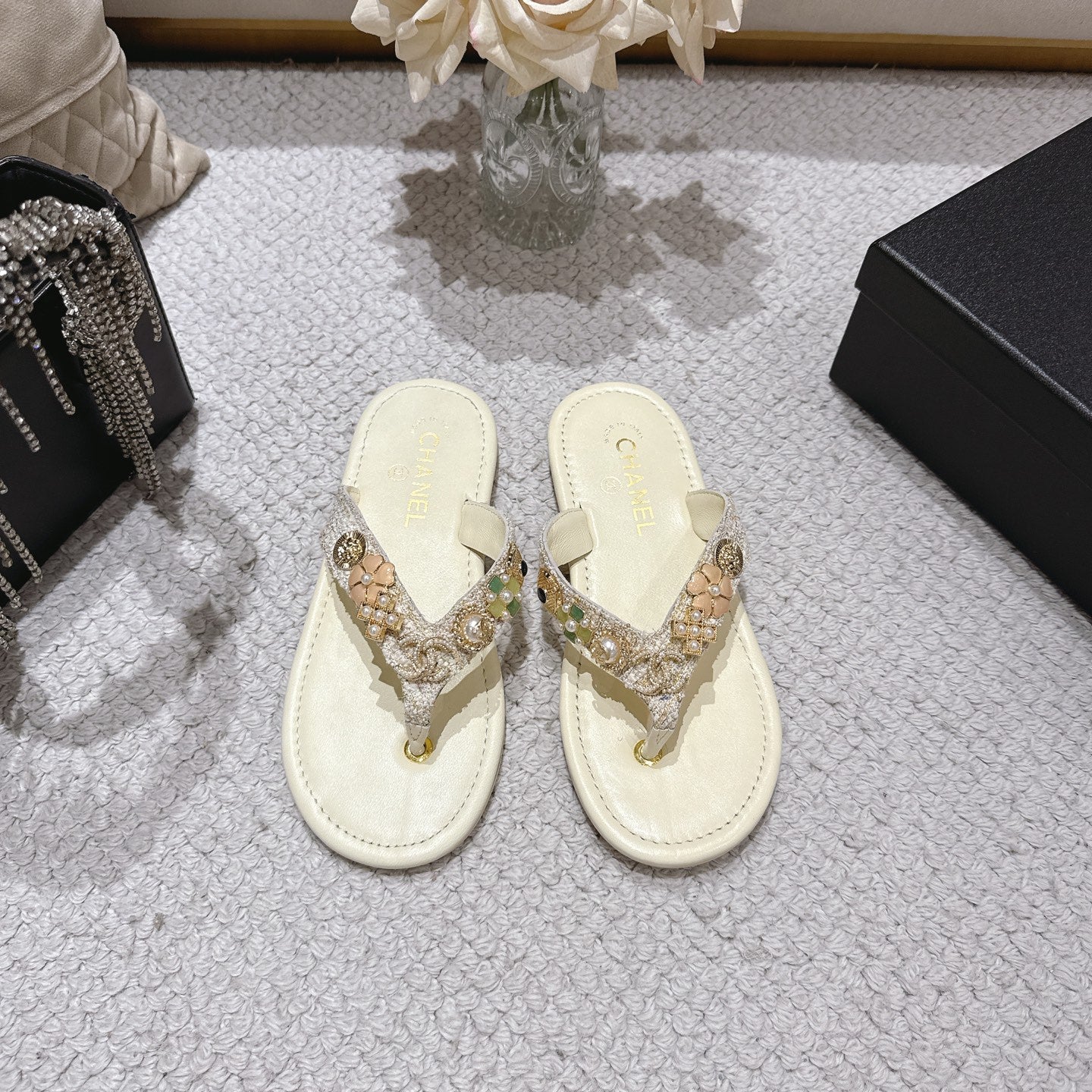 CC new arrival women summer slippers 009