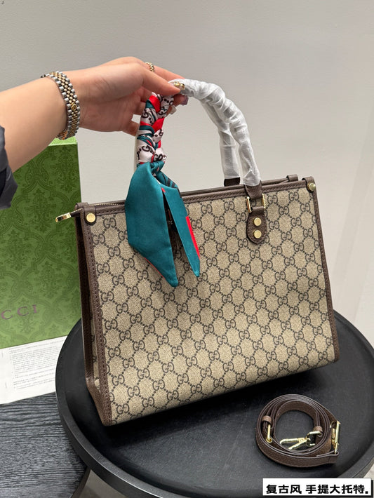 Gg new arrival tote bag size: 31 * 25 cm