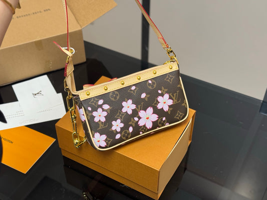 Louis new arrival chain bag 008 size: 21*12cm