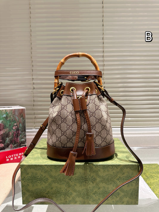 Gg new arrival bamboo bucket bag size: 19*12 cm