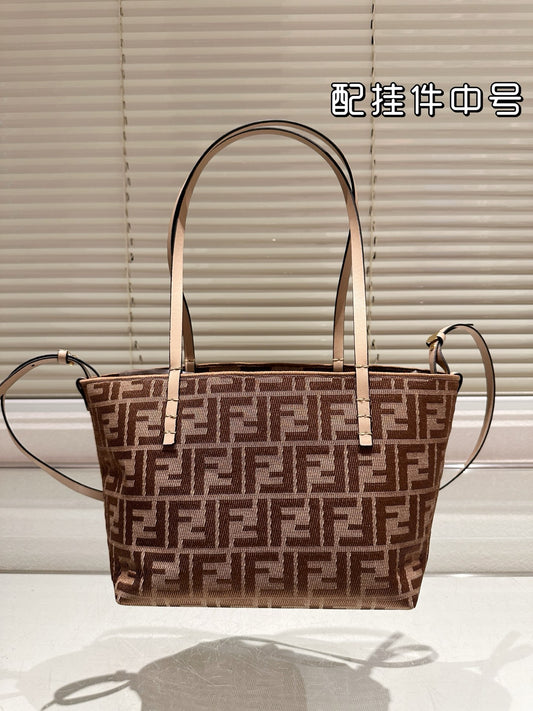 fen new arrival tote bag mediums size: 23*18 cm