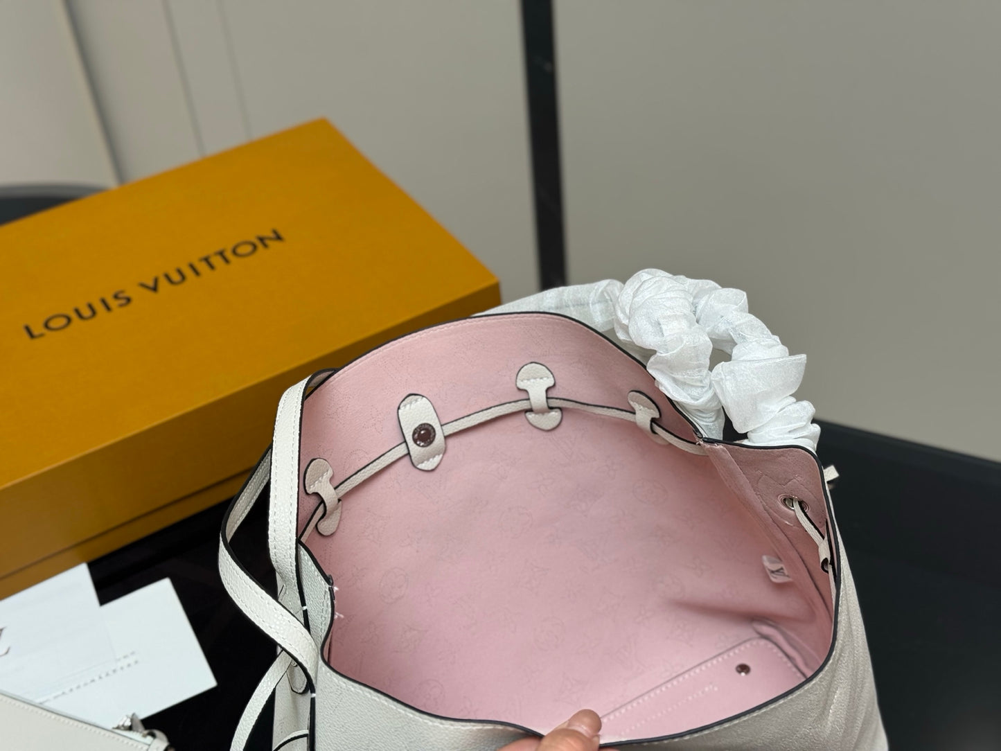 Louis new arrival moon vintage bag size: 33*26cm
