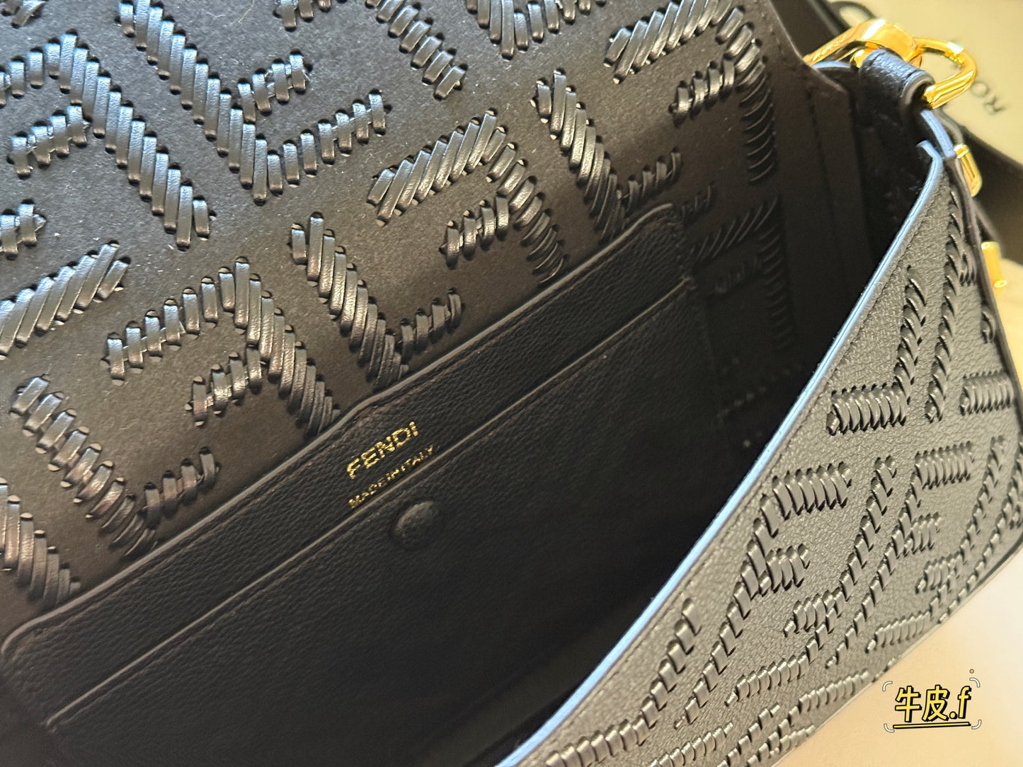fen new arrival leather baguette bag size:26*16cm