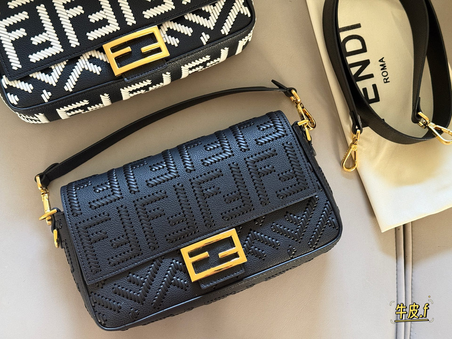 fen new arrival leather baguette bag size:26*16cm