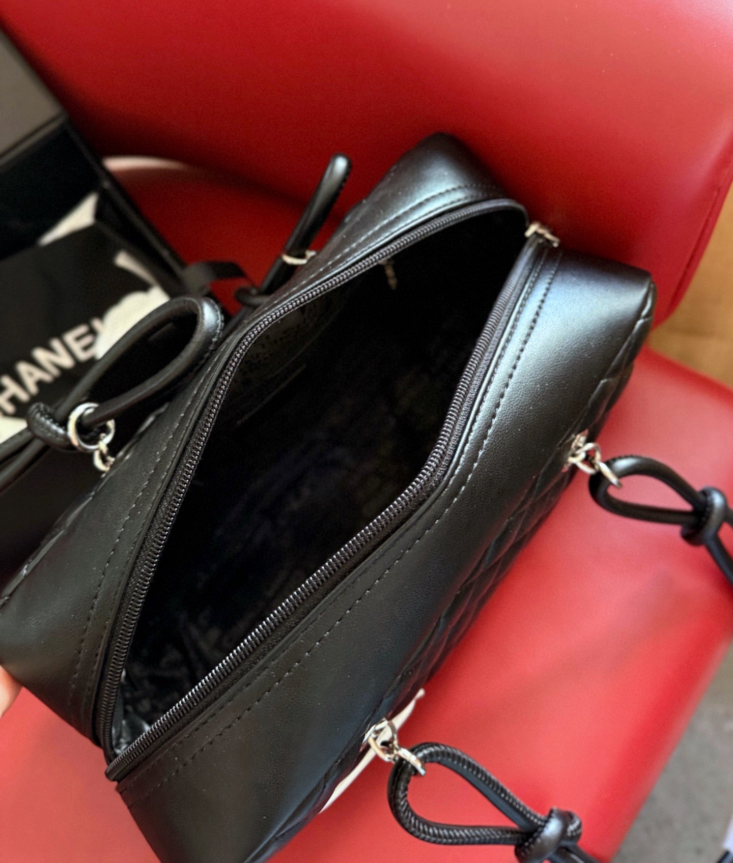 CC new arrival vintage 25ss bag size: 28 cm