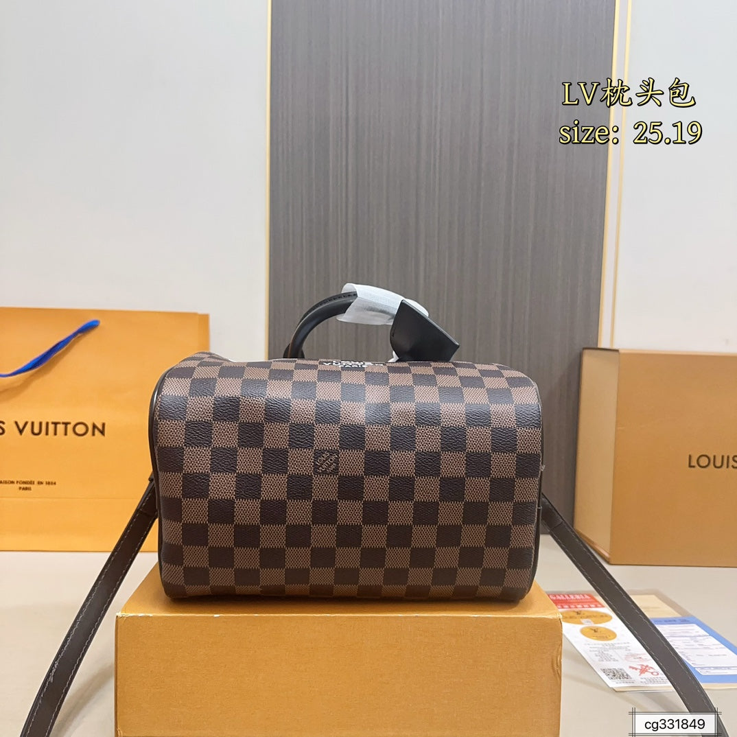 Louis new arrival speedy bag size: 25*19 cm