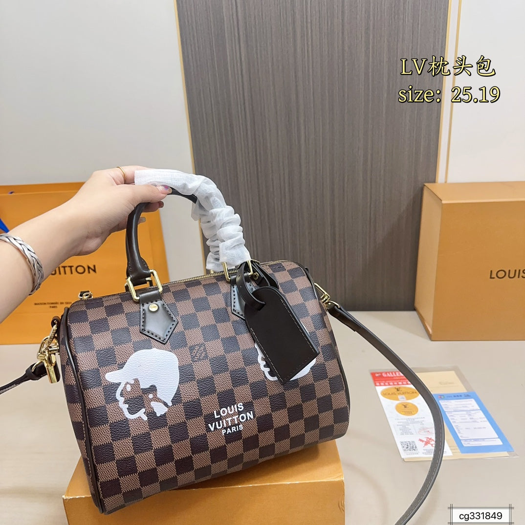 Louis new arrival speedy bag size: 25*19 cm