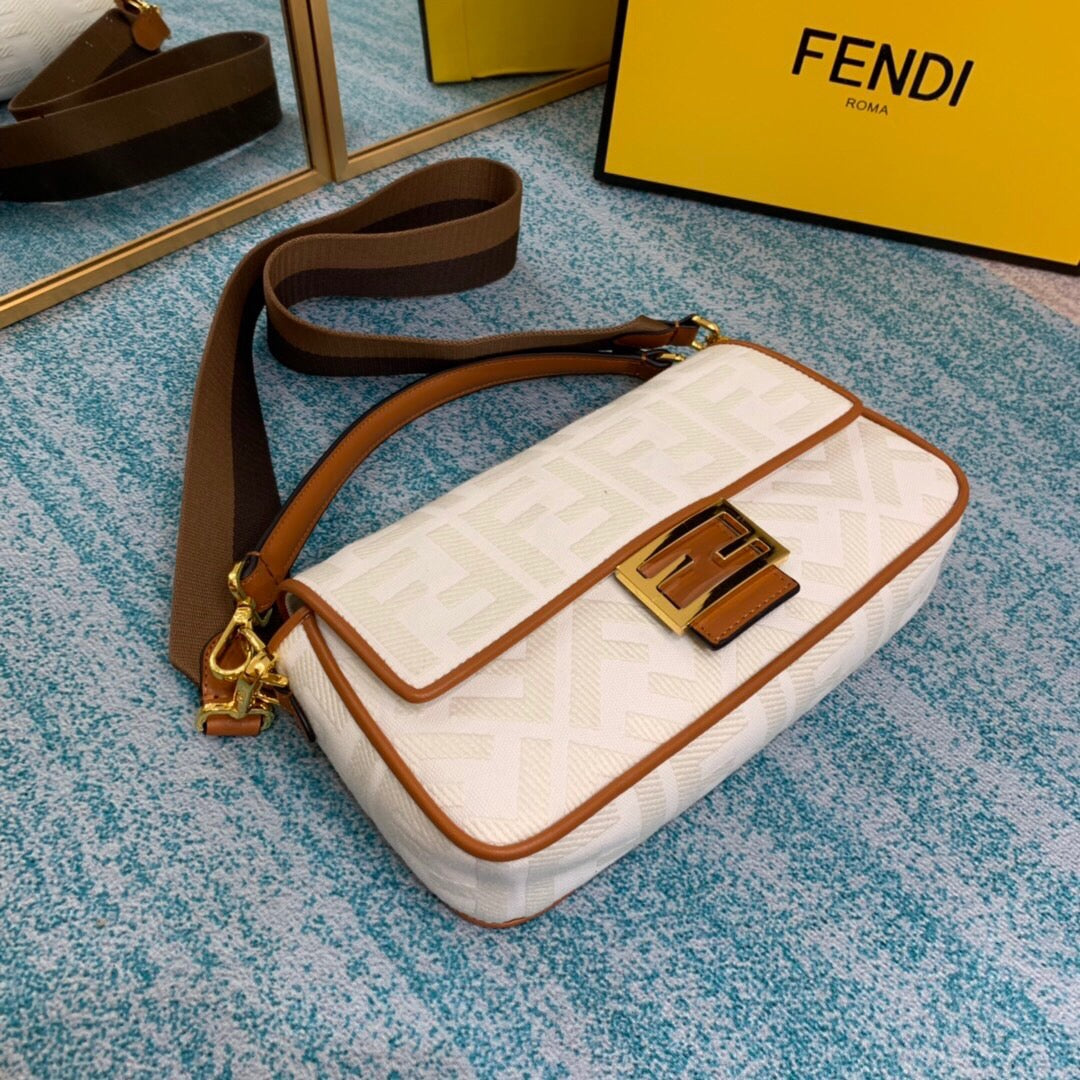 Fd Baguette Bag