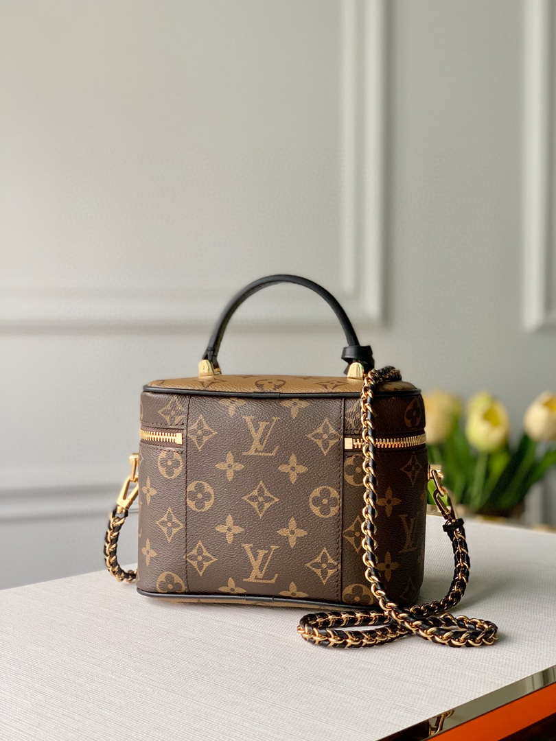 Louis M45165 Vanity Pm Monogram Bag