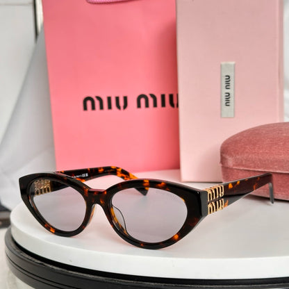 MIU MI* Eyewear SIZE: 50-18-140