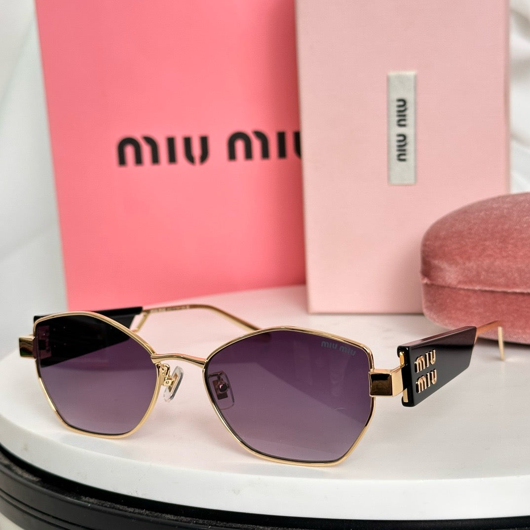 MIU MI* Eyewear SIZE: 55-18-145