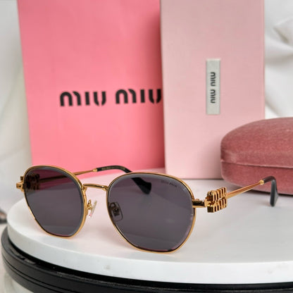 MIU MI* Eyewear SIZE: 57-18-145