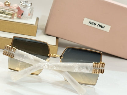 MIU MI* Eyewear SIZE: 63-14-140